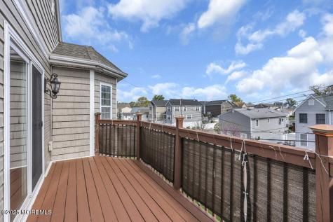 904 4th Street Union Beach NJ 07735