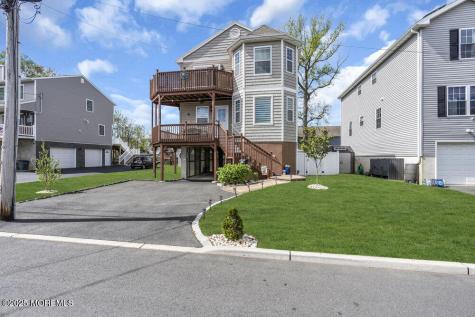 904 4th Street Union Beach NJ 07735
