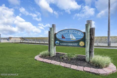 904 4th Street Union Beach NJ 07735