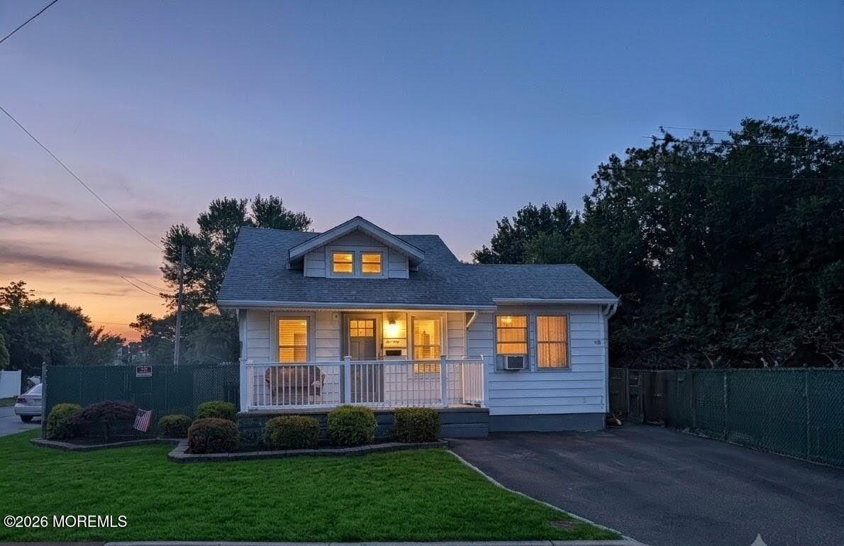 1050 Woodmere Drive Aberdeen NJ 07735