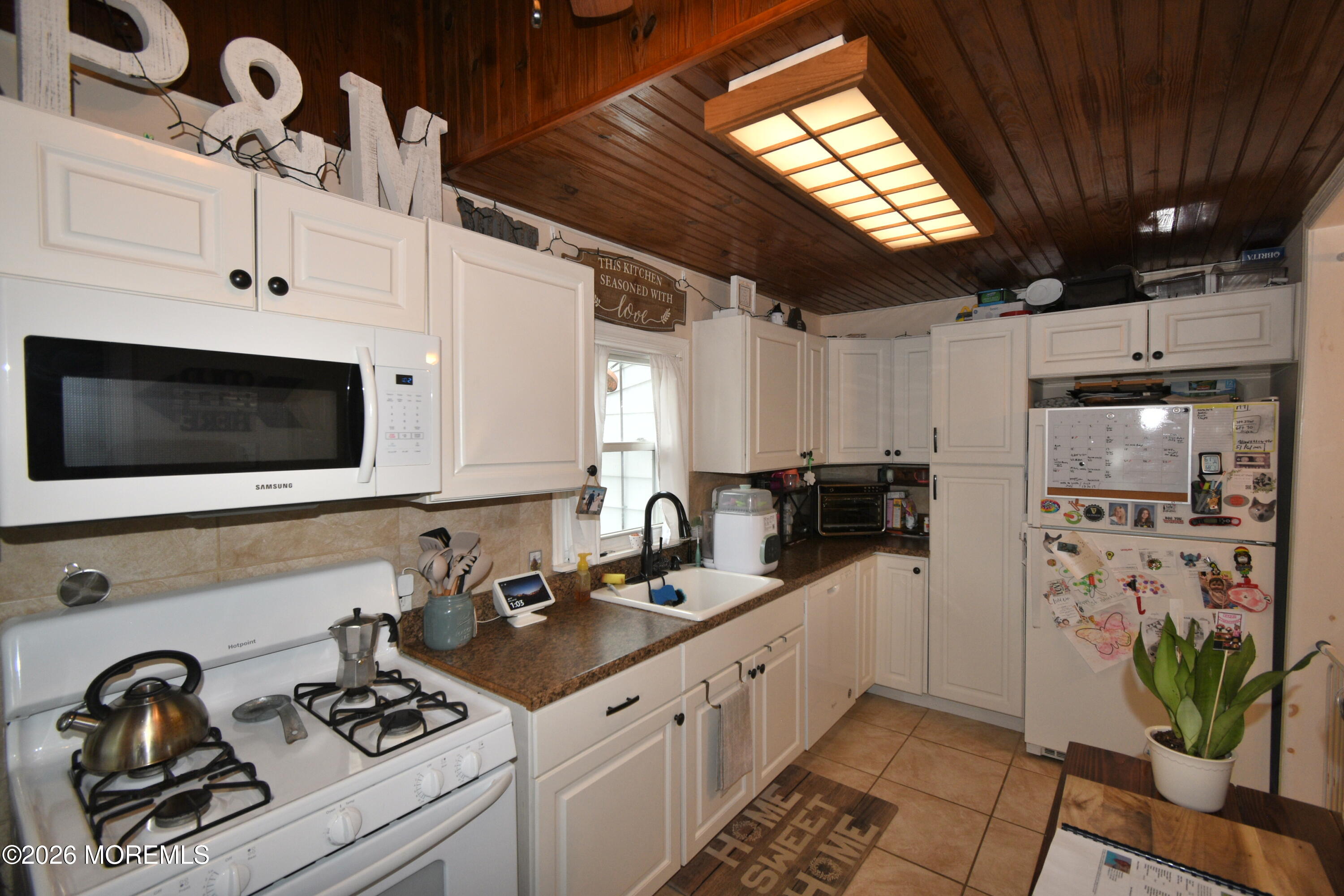 1050 Woodmere Drive Aberdeen NJ 07735
