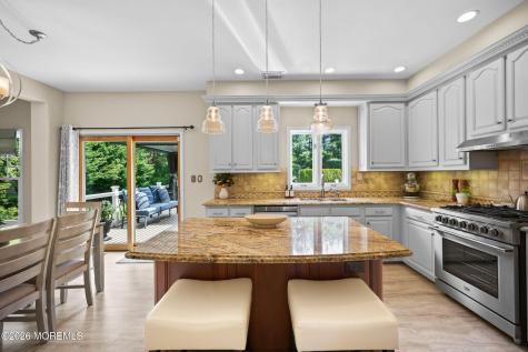 5 Mohegan Road Freehold NJ 07728