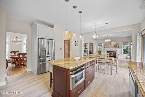 5 Mohegan Road Freehold NJ 07728