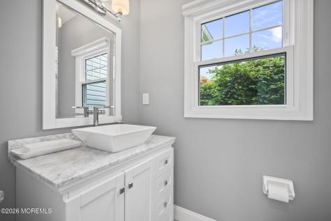 5 Mohegan Road Freehold NJ 07728