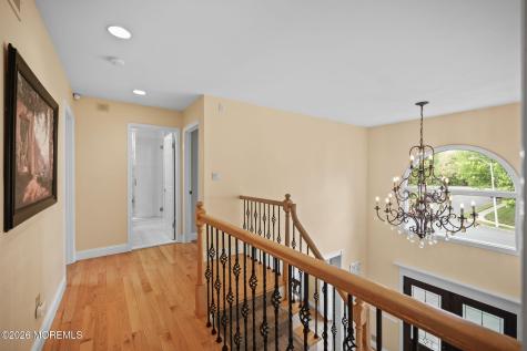 5 Mohegan Road Freehold NJ 07728
