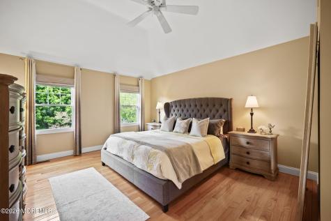5 Mohegan Road Freehold NJ 07728