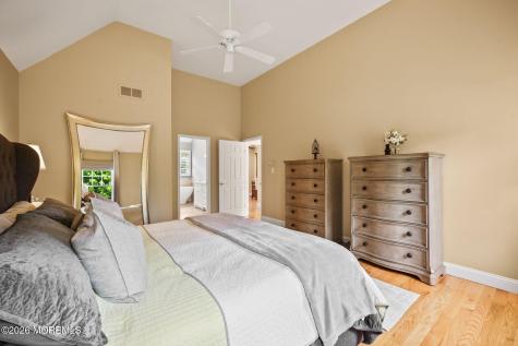 5 Mohegan Road Freehold NJ 07728