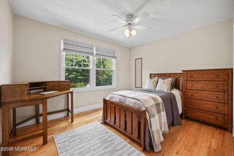 5 Mohegan Road Freehold NJ 07728