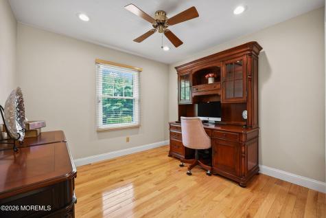 5 Mohegan Road Freehold NJ 07728