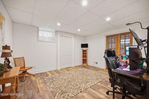 5 Mohegan Road Freehold NJ 07728