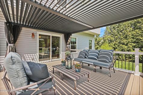 5 Mohegan Road Freehold NJ 07728