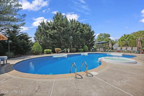 5 Mohegan Road Freehold NJ 07728
