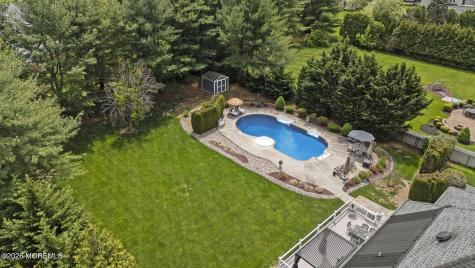 5 Mohegan Road Freehold NJ 07728