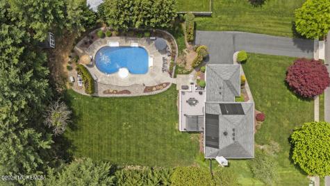 5 Mohegan Road Freehold NJ 07728