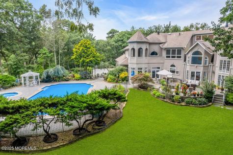 2101 Friar Court Wall NJ 07719