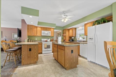 130 Village Road Morganville NJ 07751