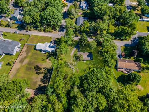 416 Oak Tree Road Freehold NJ 07728
