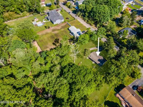 416 Oak Tree Road Freehold NJ 07728