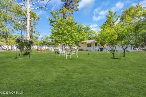 416 Oak Tree Road Freehold NJ 07728