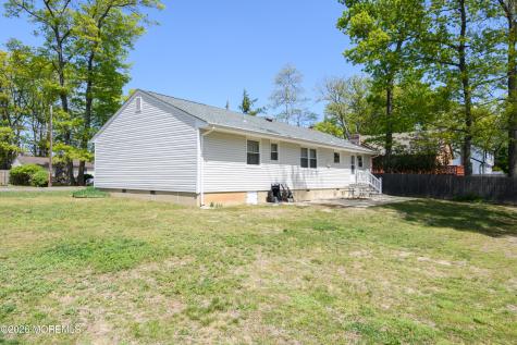 47 Paul Avenue Eatontown NJ 07724