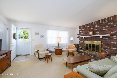 47 Paul Avenue Eatontown NJ 07724