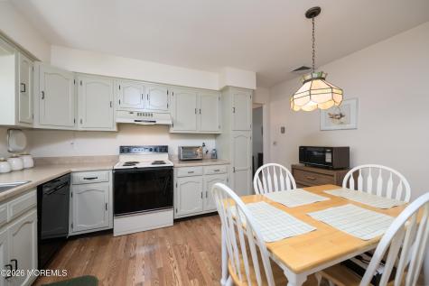 47 Paul Avenue Eatontown NJ 07724
