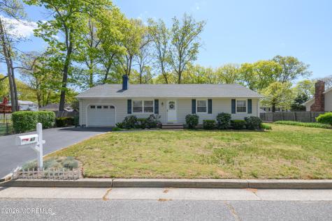47 Paul Avenue Eatontown NJ 07724