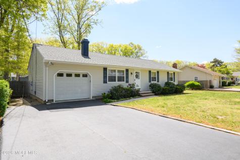 47 Paul Avenue Eatontown NJ 07724