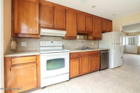 4 B Maryland Avenue Whiting NJ 08759