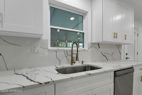 11 Twyford Lane Manchester NJ 08759