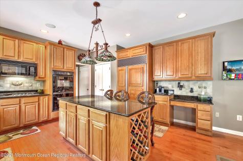 13 Appaloosa Drive Manalapan NJ 07726