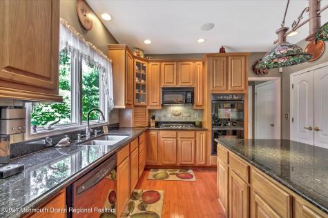 13 Appaloosa Drive Manalapan NJ 07726