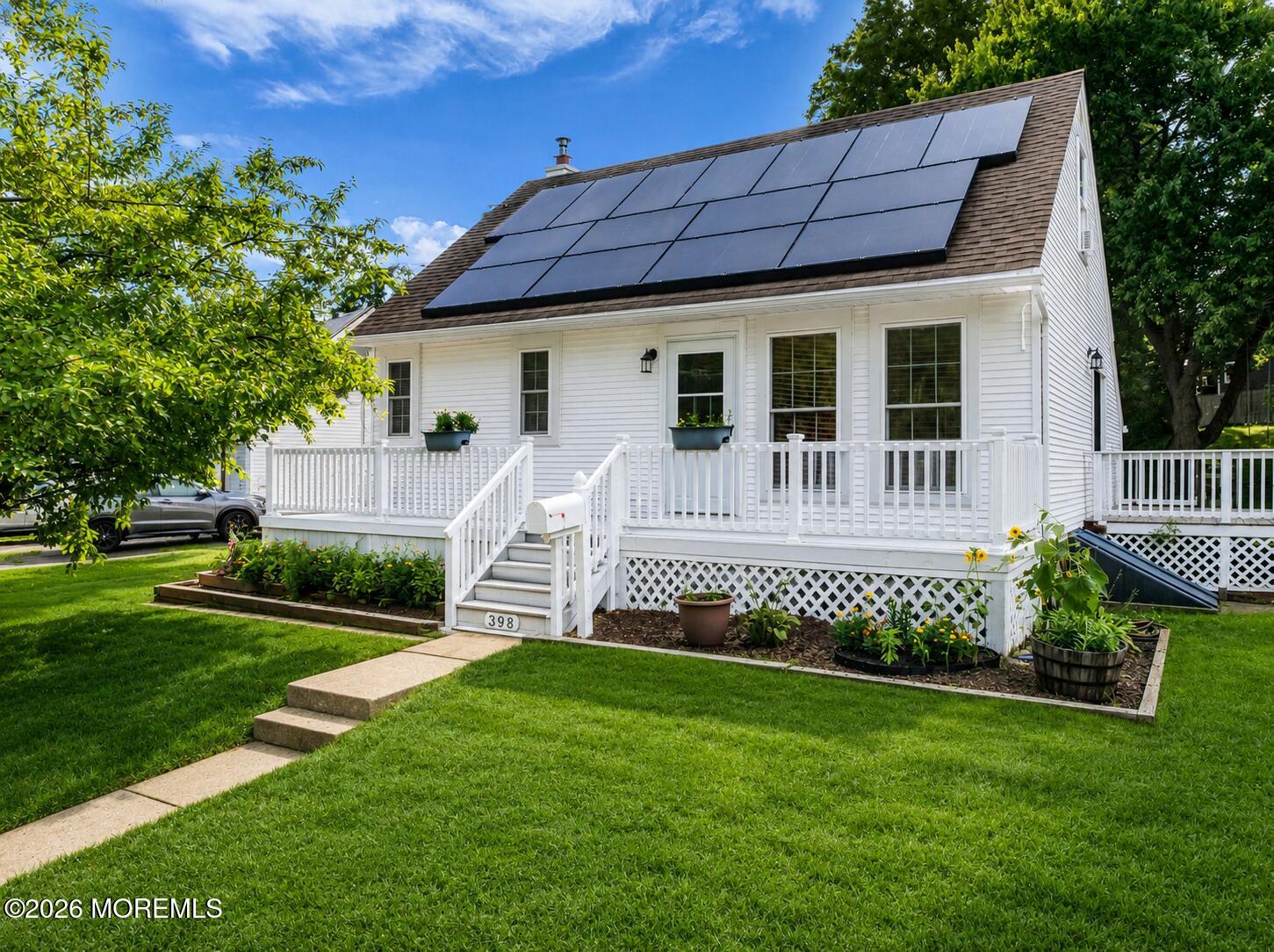 398 Riverdale Drive Aberdeen NJ 07735