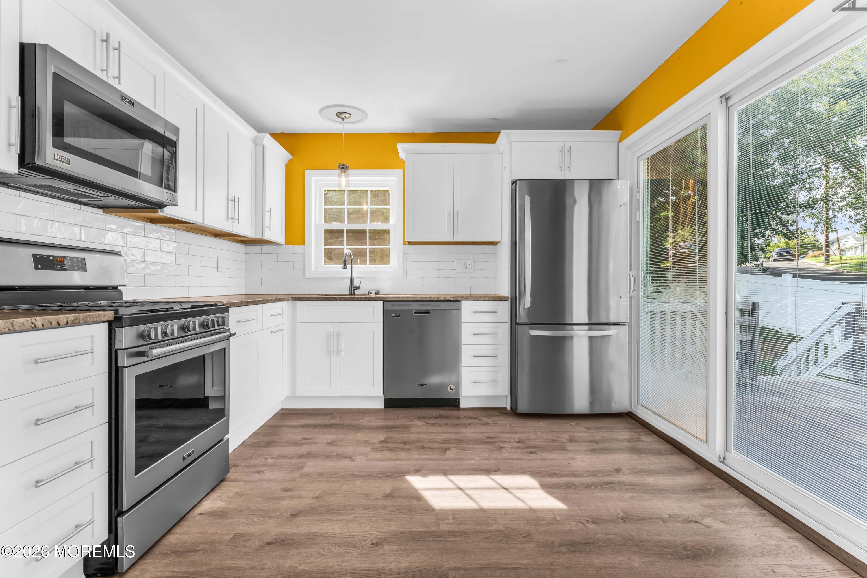 398 Riverdale Drive Aberdeen NJ 07735