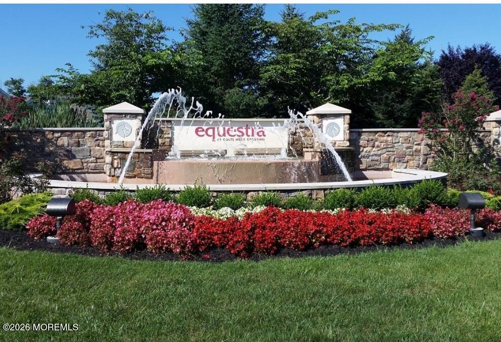 23 W Chaucer Lane Farmingdale NJ 07727