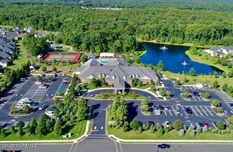 23 W Chaucer Lane Farmingdale NJ 07727