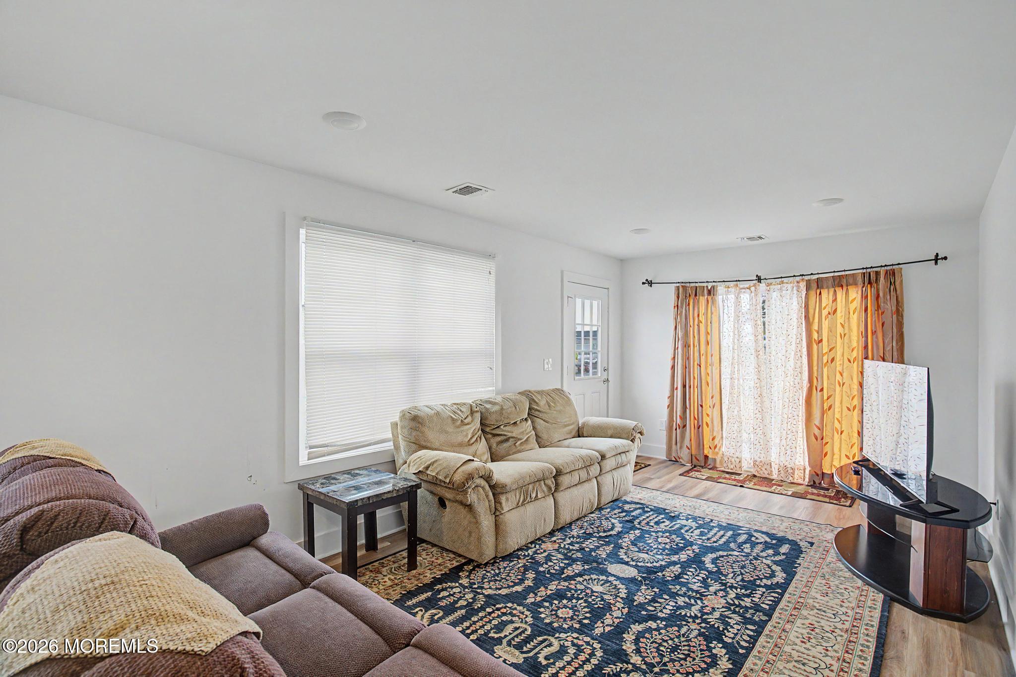 27 Dupont Avenue Seaside Heights NJ 08751