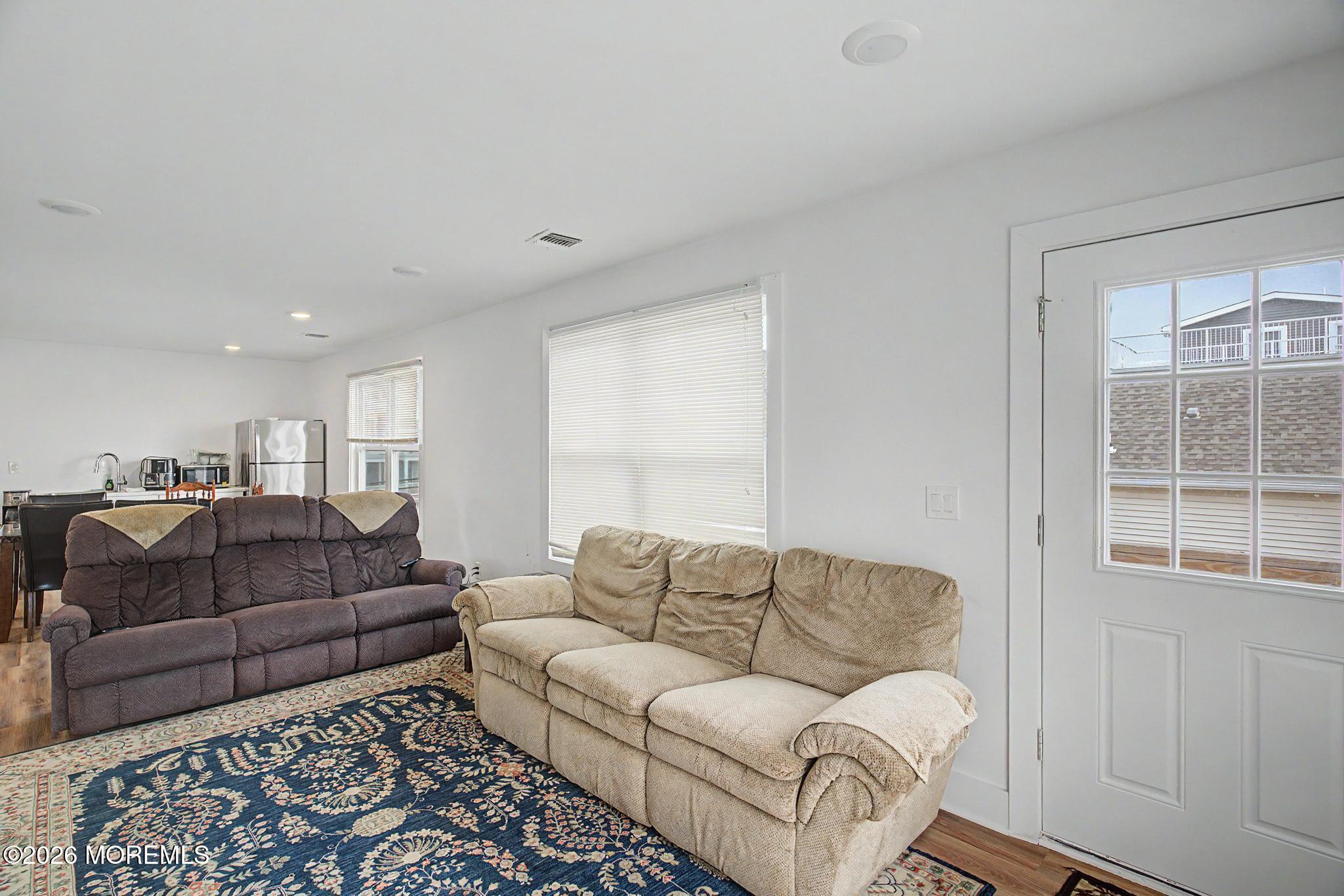 27 Dupont Avenue Seaside Heights NJ 08751