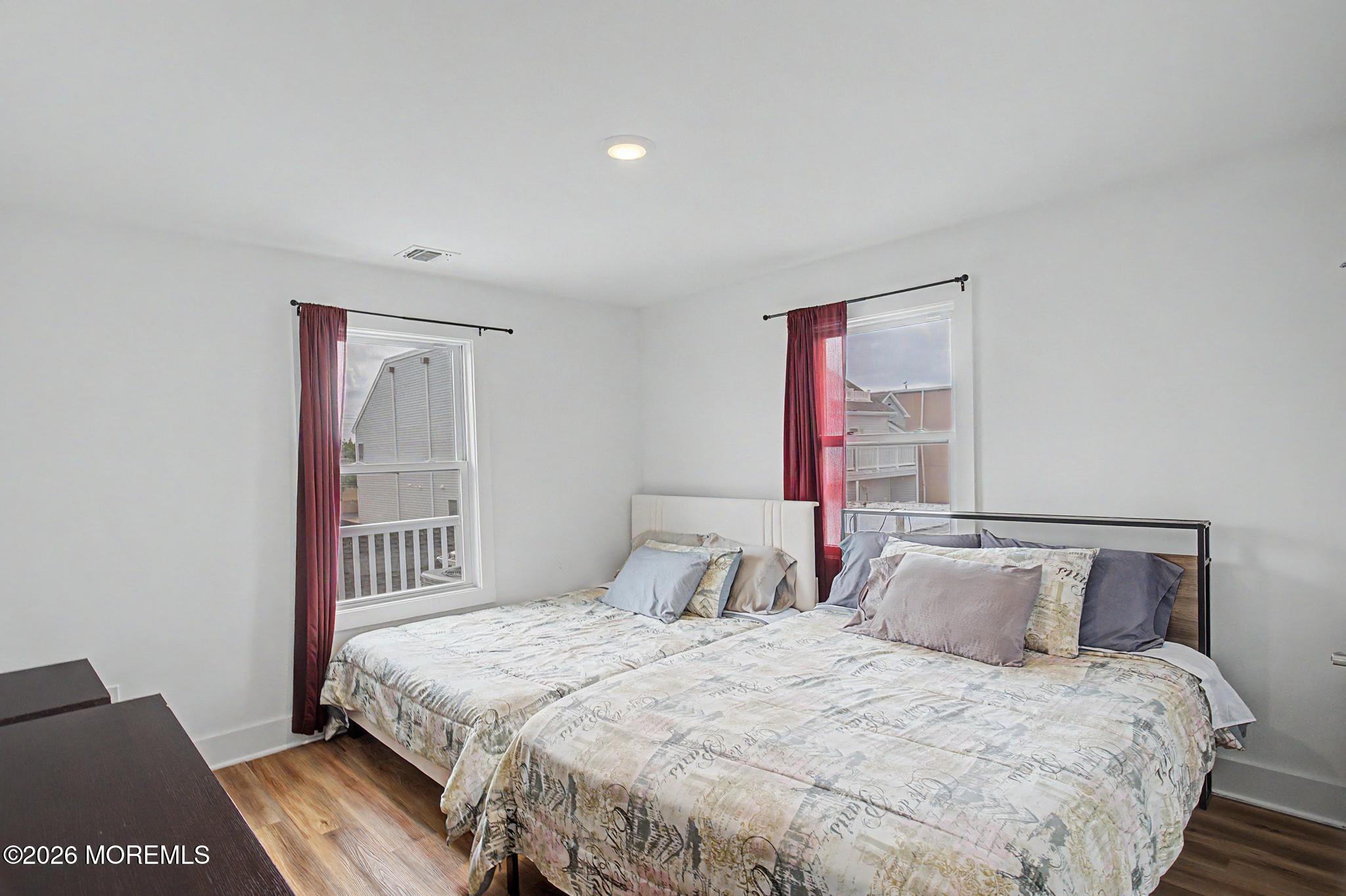 27 Dupont Avenue Seaside Heights NJ 08751