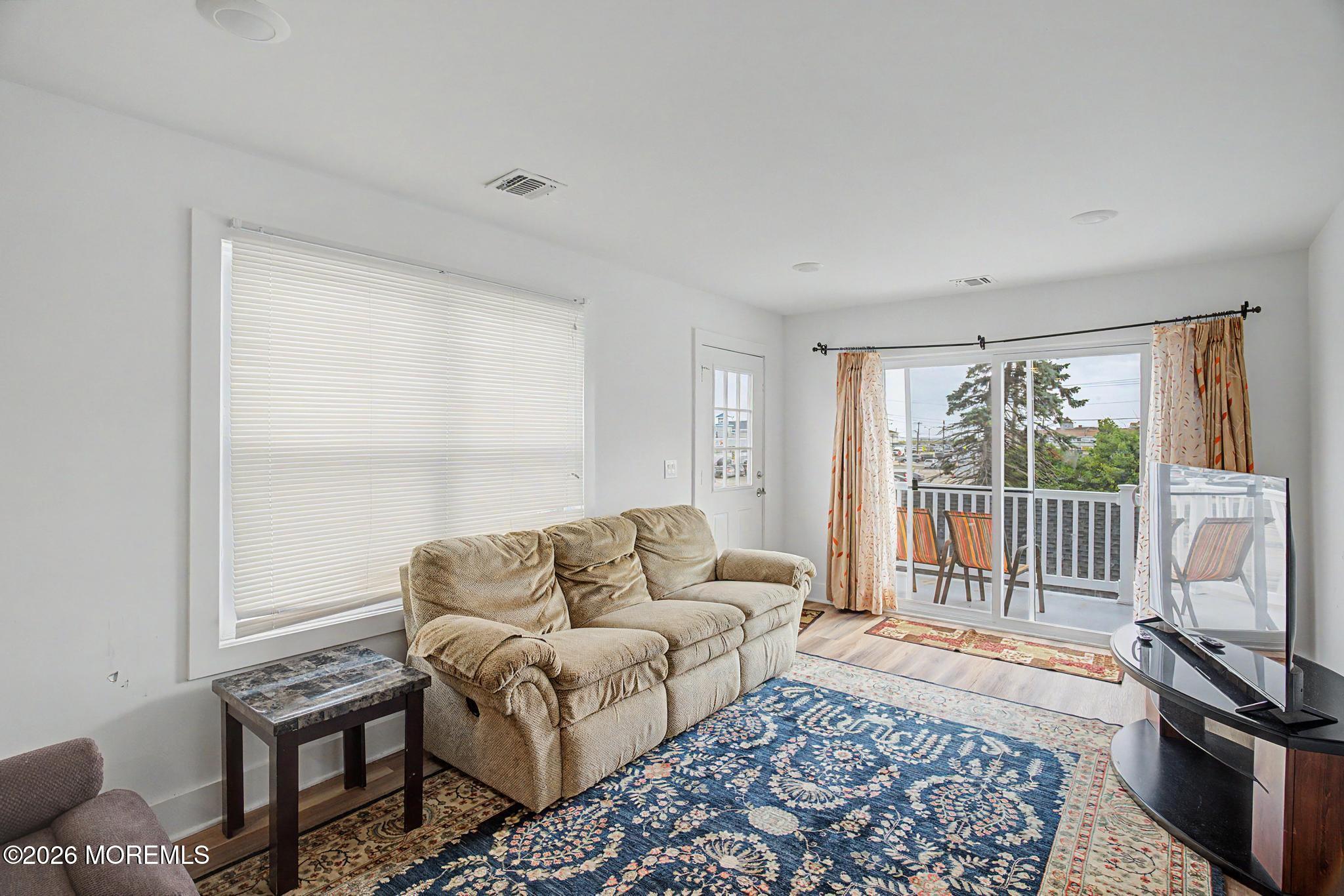 27 Dupont Avenue Seaside Heights NJ 08751
