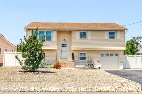 3428 Bergen Avenue Toms River NJ 08753