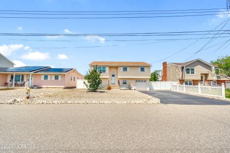 3428 Bergen Avenue Toms River NJ 08753