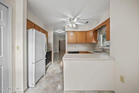 14 Stewart Court Jackson NJ 08527