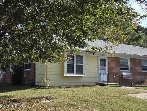5 Alden Court Whiting NJ 08759
