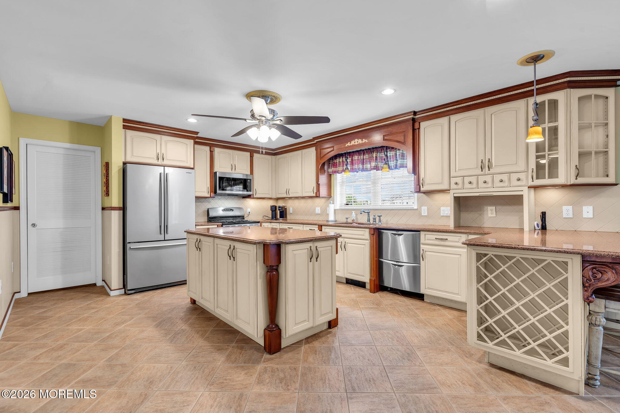 122 Morris Boulevard Manahawkin NJ 08050