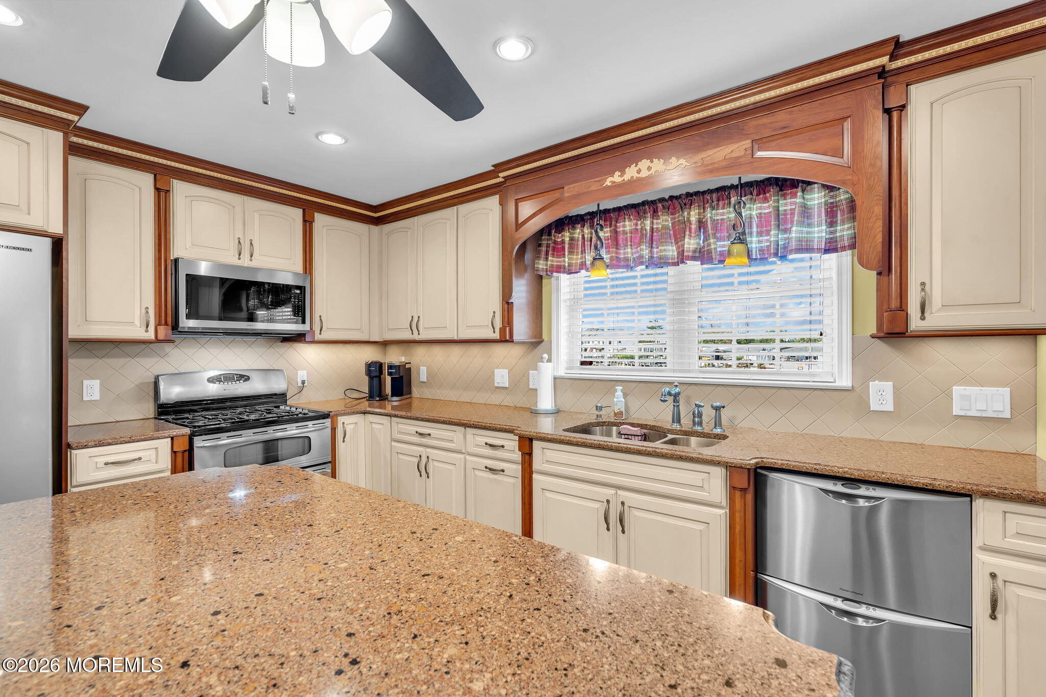 122 Morris Boulevard Manahawkin NJ 08050