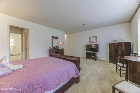 321A Sharon Way Monroe NJ 08831