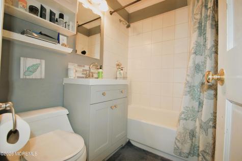 131 Laurel Avenue Hazlet NJ 07734