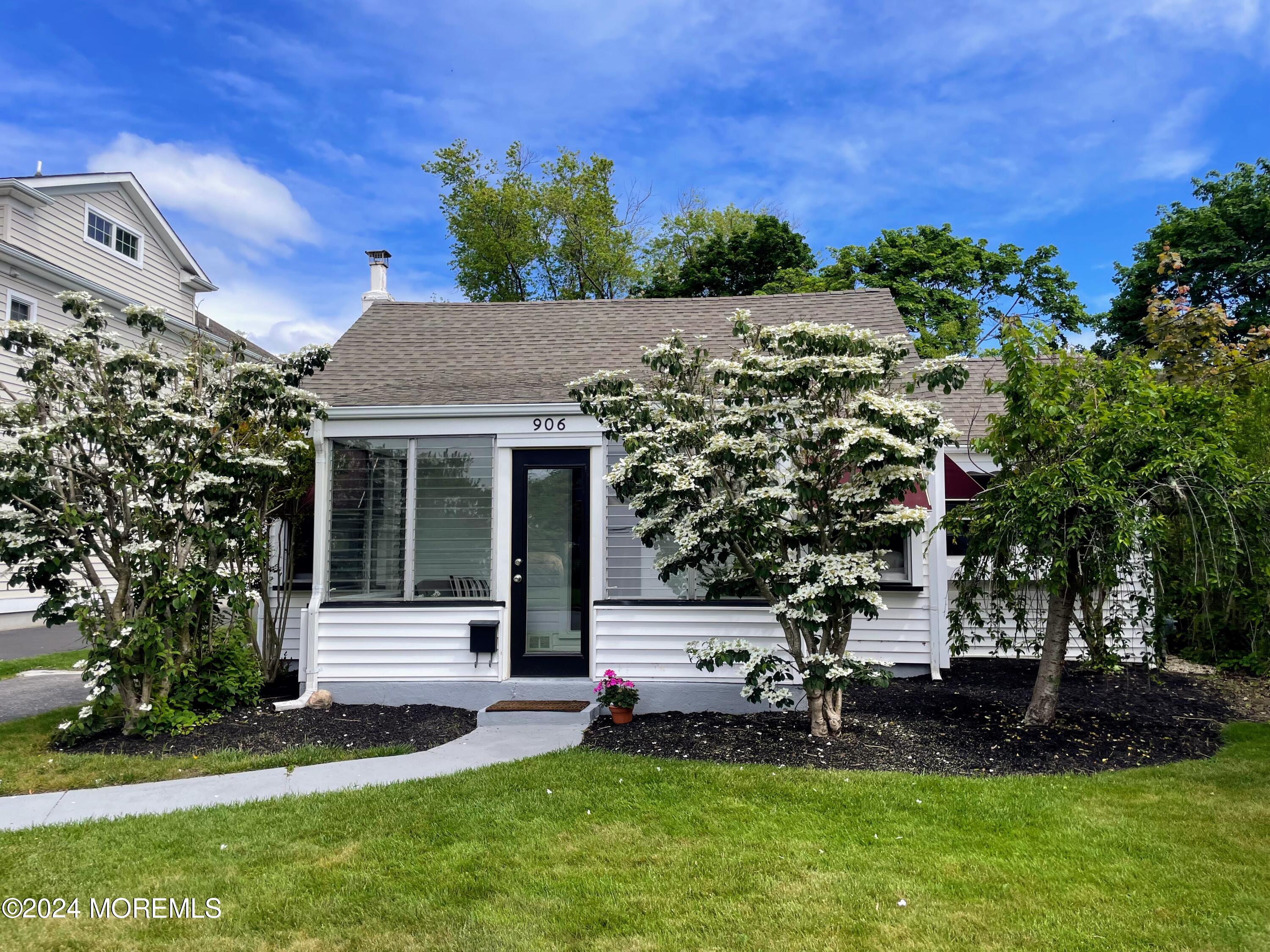 906 Central Avenue Spring Lake Heights NJ 07762