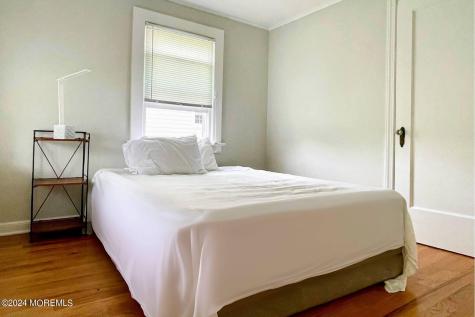 906 Central Avenue Spring Lake Heights NJ 07762